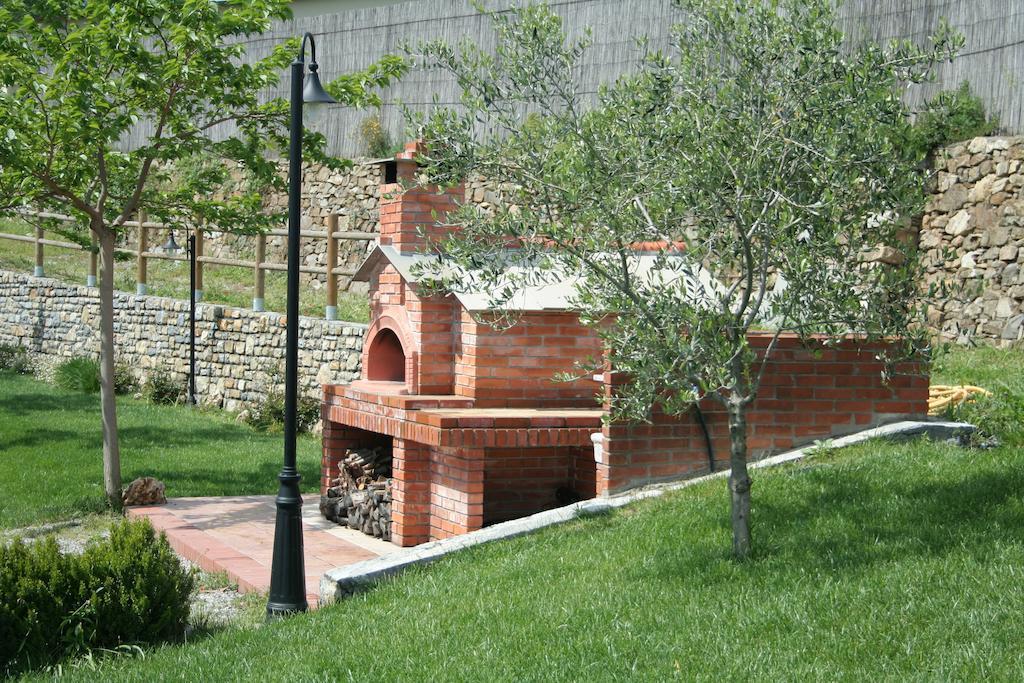 Agriturismo Benza Imperia Bagian luar foto